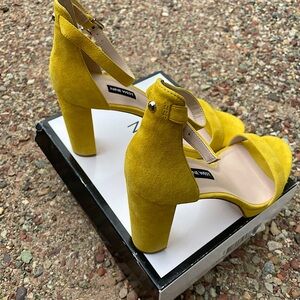 Nine West suede sandals